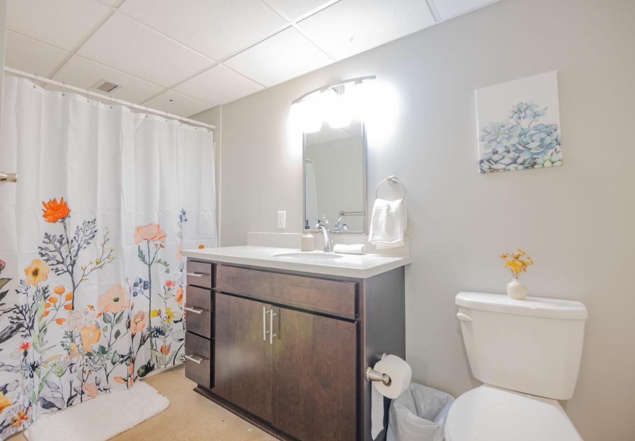 Modern 2 Bedroom Downtown Apt By Wells Fargo Arena 得梅因 外观 照片